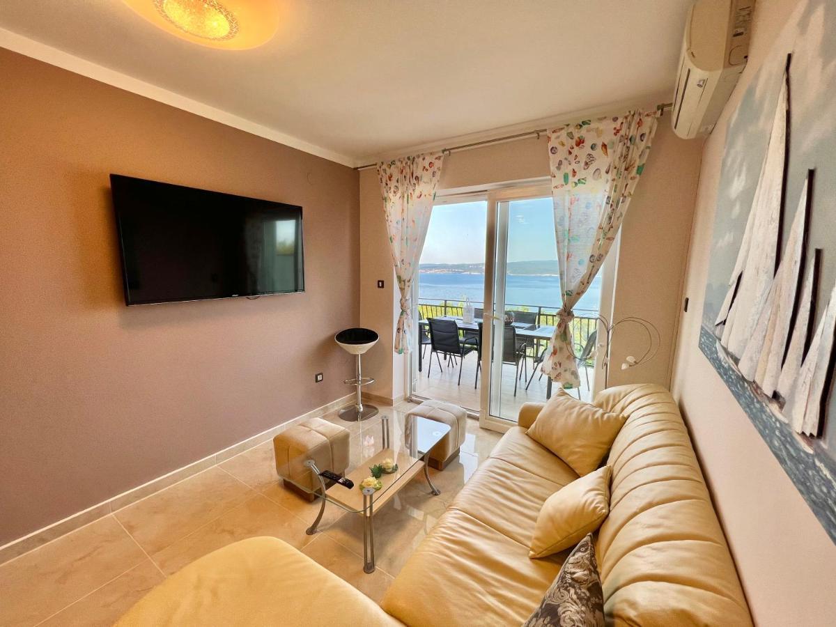 Apartmani Jasminka Dramalj Exterior foto